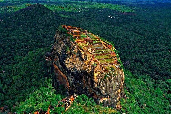 08 Nights in Magical Sri Lanka - Tea country, waterfalls, and the reserved train that makes the journey count