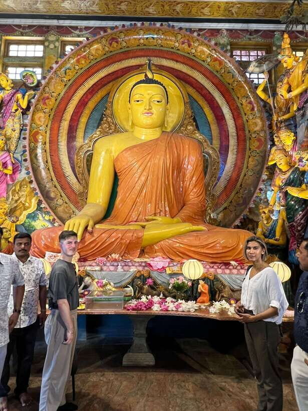 Colombo: Private City Tour with Local Food Tour by Tuk-Tuk - Should you book the Colombo Tuk Tuk City Tour with Local Food?
