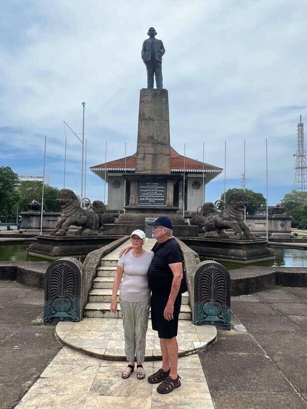 Colombo: Private City Tour with Local Food Tour by Tuk-Tuk - How the guides and tuk-tuk experience usually land (based on real patterns)