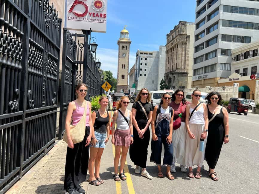 Colombo: Private Tuk-Tuk City Tour with All Entry Fees - The seafront at Independence and Galle Face Green