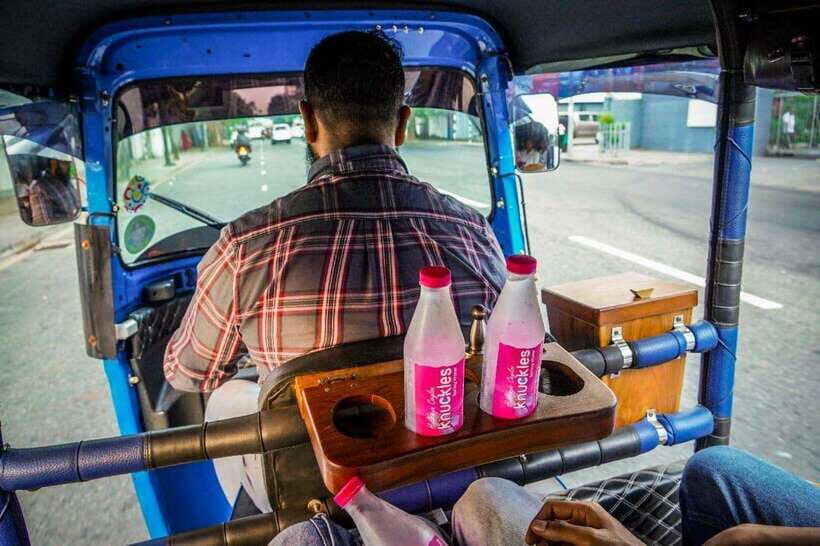 Colombo: Private Tuk-Tuk City Tour with Guide & All Tickets - Four hours and 18+ stops: how the timing actually feels