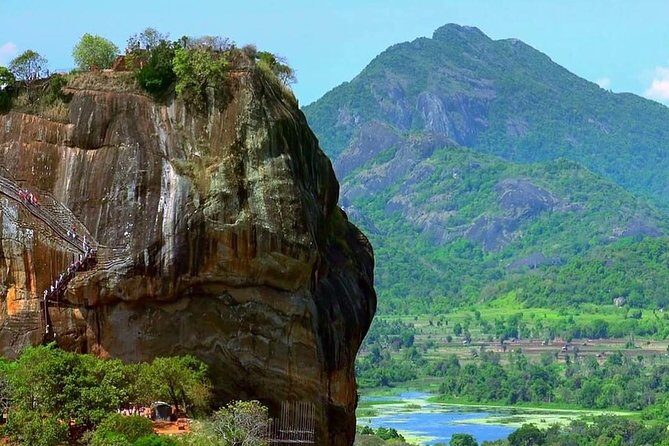 Day tour to Sigiriya & Dambulla from Kandy - Kandy to Sigiriya: why the timing matters
