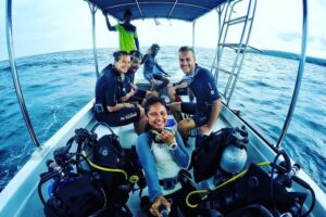 Discover SCUBA Diving in Beautiful Unawatuna Bay - Unawatuna Beach Lagoon: Why the 1m Practice Matters