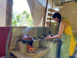 Ella Sri Lanka : Mom's Kitchen Cooking class - The welcome, the kitchen tour, and why it matters