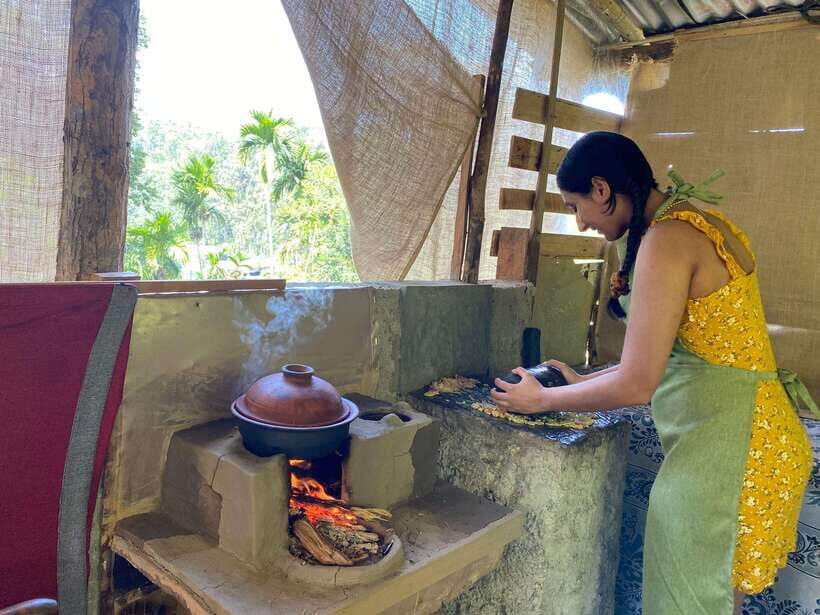 Ella Sri Lanka : Mom's Kitchen Cooking class - The welcome, the kitchen tour, and why it matters