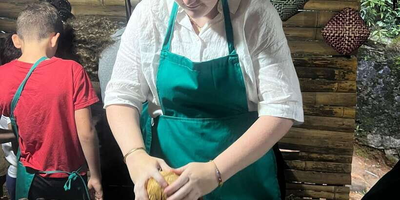 Ella: Traditional Sri Lankan Cooking Class - Timing Options: 11:00 AM and 5:00 PM