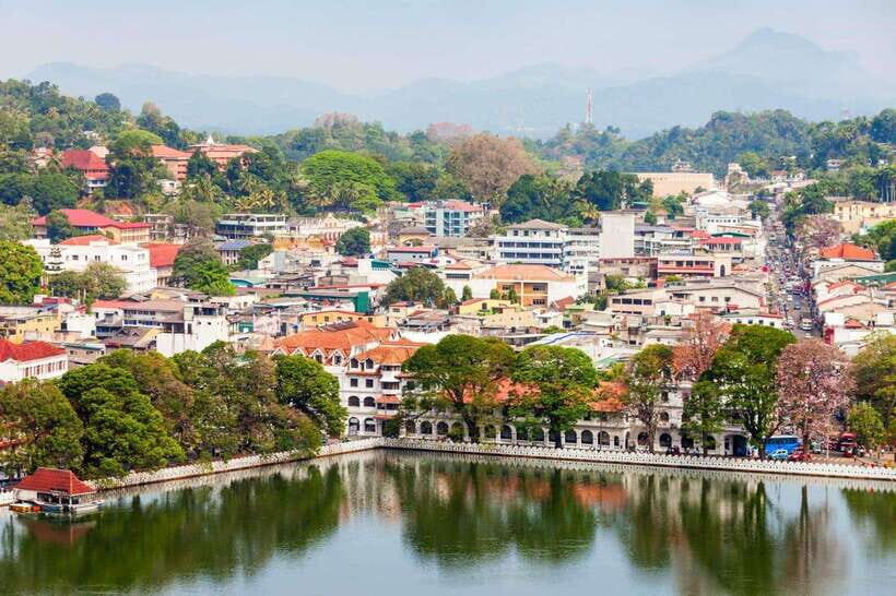 From Colombo: Kandy Temples and Pinnawala Full-Day Tour - Tooth Relic Temple (UNESCO): The Spiritual Center of Kandy
