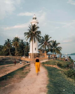 From Colombo to Galle Fort and Unawatuna Beach Day Trip - Getting picked up in Colombo and riding the coastal route