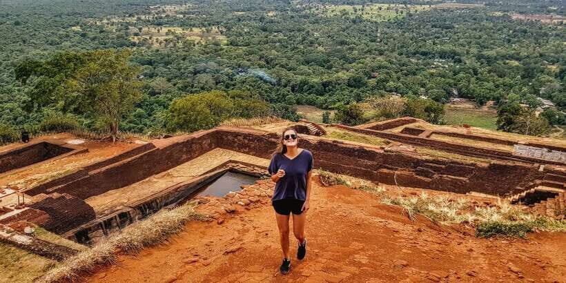 From Kandy: Sigiriya and Dambulla Day Trip - Craft Demonstrations: Wood Carving and Ancient-Style Batik Dye