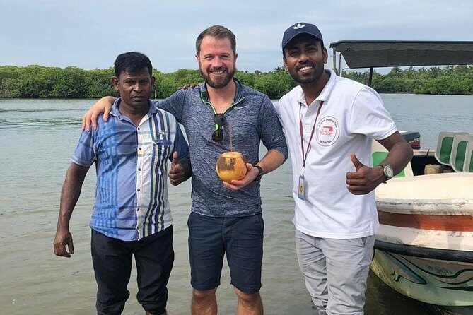 Fun and Scenic Negombo Tour by Tuk Tuk - When the religious stops become the main event