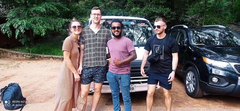 Kandy: Guided City Tour by Tuk-Tuk - Royal Botanic Gardens: what’s worth your 90 minutes, and what costs extra