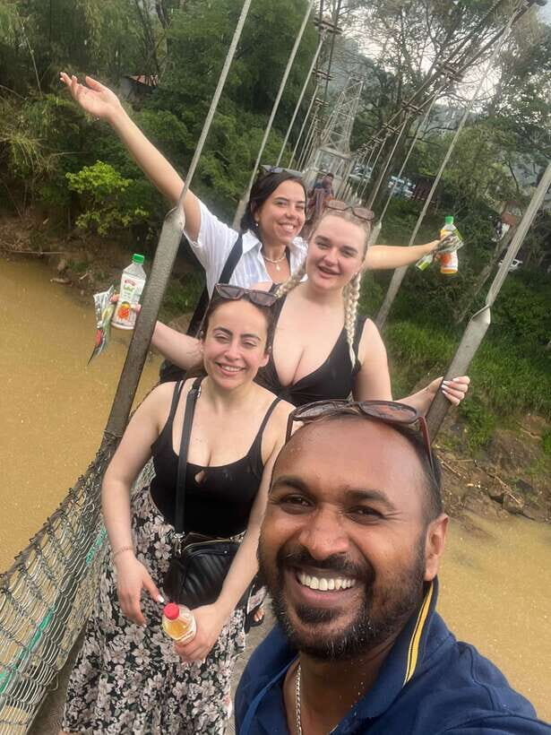 Kandy Private Guided City Tour by Tuk Tuk - The hilltop view stops: when Kandy suddenly clicks