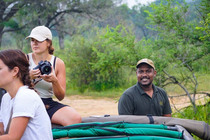 Minneriya National Park halfday Safari - The best guide style for elephant viewing (and the names to look for)