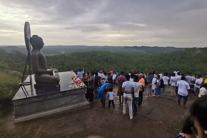 Paradise Blow Hole, Big Buddha, Rock Temple Tours - Wewurukannala Vihara and Big Buddha: Sri Lanka’s 160-foot statue moment