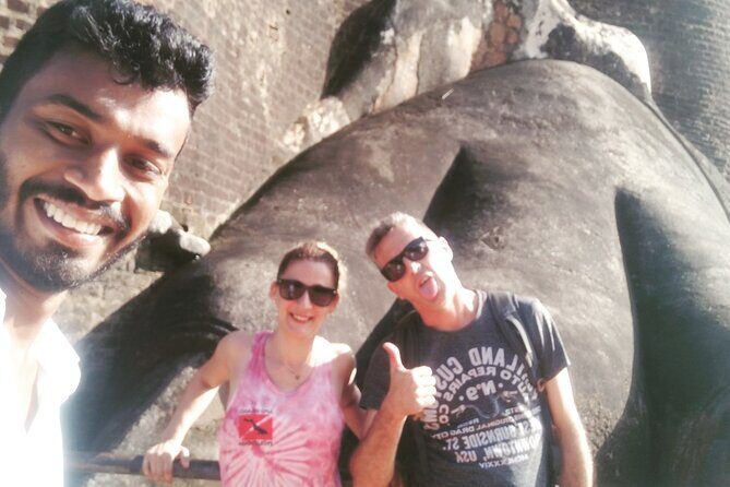 Private City Day Tour in Anuradhapura - How the Route Stays Manageable for 4 to 5 Hours