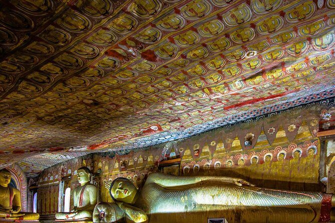Private Day Trip to Sigiriya, cave and National park Safari Tour - Dambulla Cave Temple: Golden Temple energy in about an hour