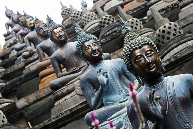 Private Half-Day Colombo City Tour - Gangaramaya (Vihara) Temple: the emotional centerpiece