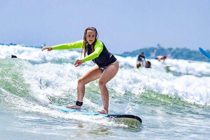PRIVATE Surf Lesson for Beginners - Foam board to fiberglass: how the lesson actually progresses