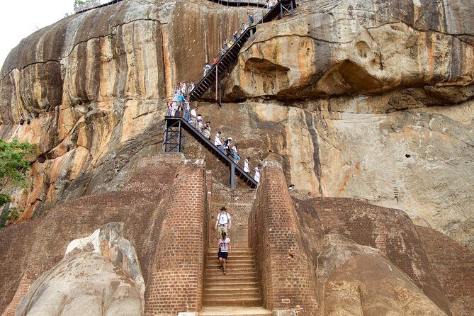 Private Trip to Sigiriya, Dambulla & safari from Colombo/ Negombo - What You Really Pay for: $67 and the Costs You Still Need