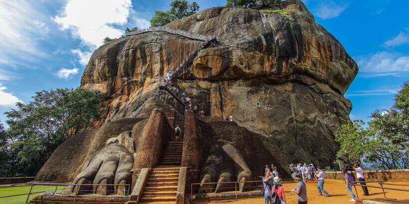 Sigiriya and Pidurangala Rock From Colombo - Pidurangala climb: self-guided time with the best fortress angle