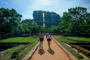 Sigiriya Rock and Dambulla Cave All Inclusive Private Day Trip - The road to Sigiriya: long drive days need a plan