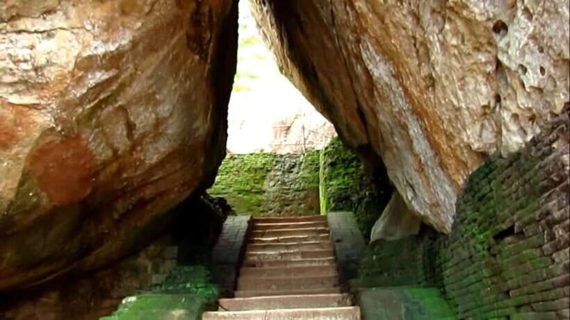Sigiriya: Rock Fortress Private Guided Walking Tour - Price and Value: $29 Tour Cost Plus the Entrance Ticket