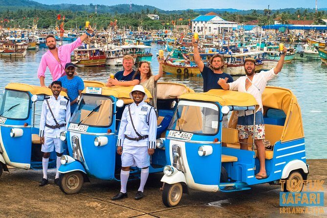 "THE ORIGINALS" Tuk Tuk Safari Colombo, the first and the best. - Getting started: pickup vibes and what your driver-guide should do