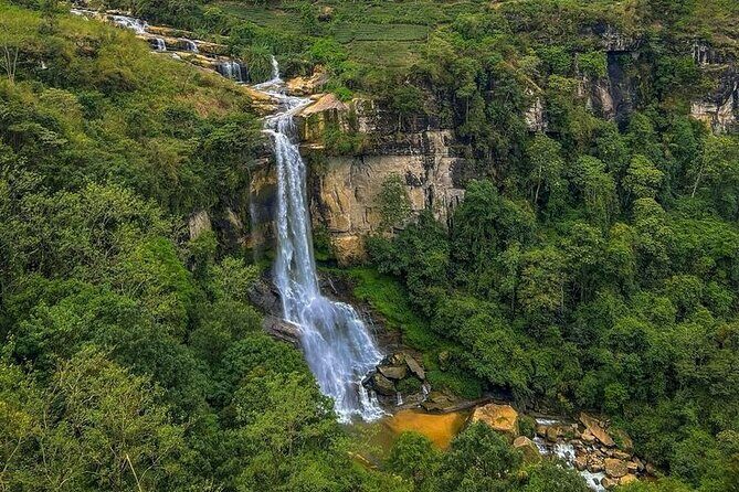 Tuk Tuk Nuwara Eliya Tea Falls Adventure - The route: Ramboda Waterfall, two tea stops, then town icons